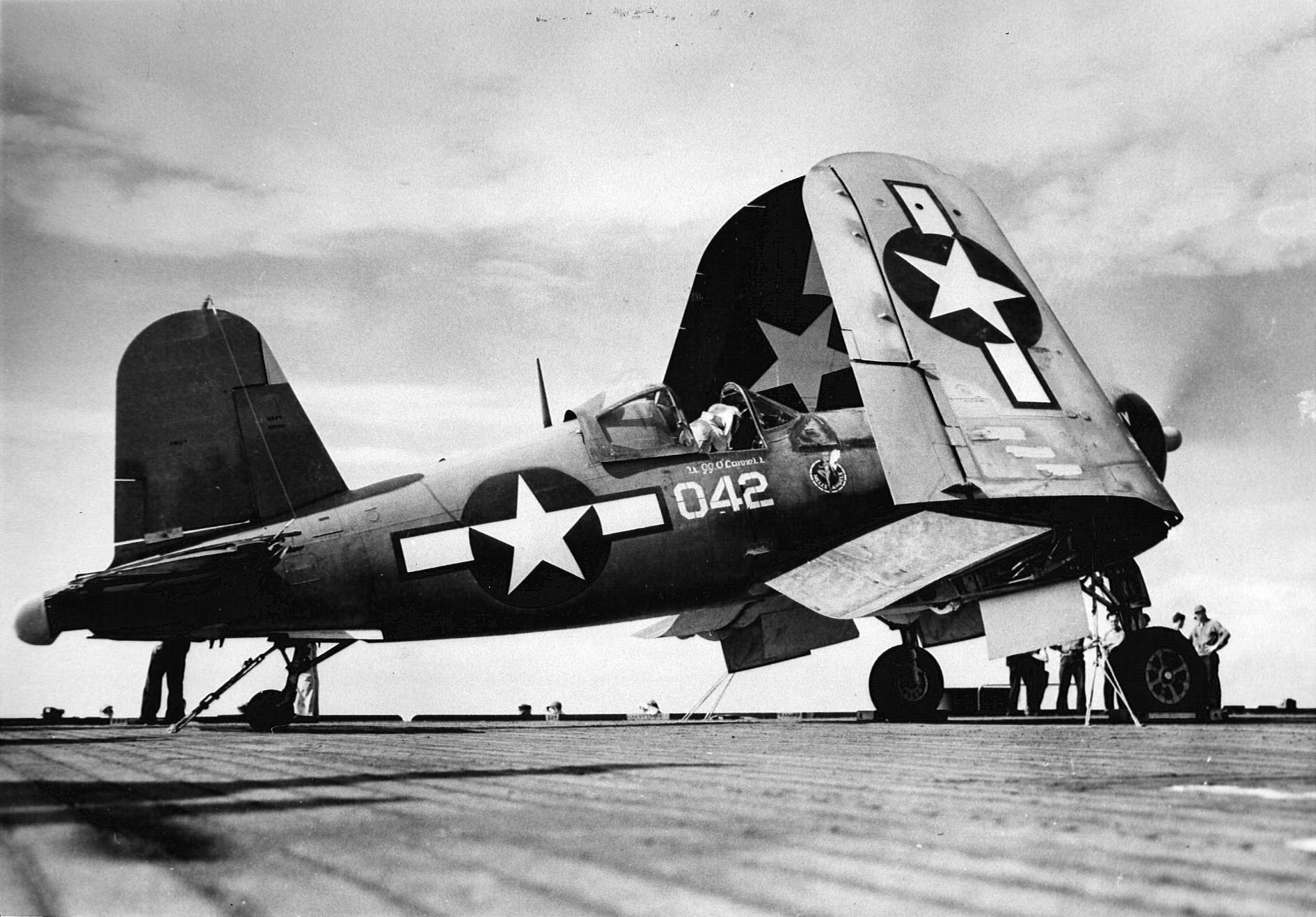 Asisbiz Vought F4U 1A Corsair VMA 321 White 042 CVU 98 USS Kwajlein 01