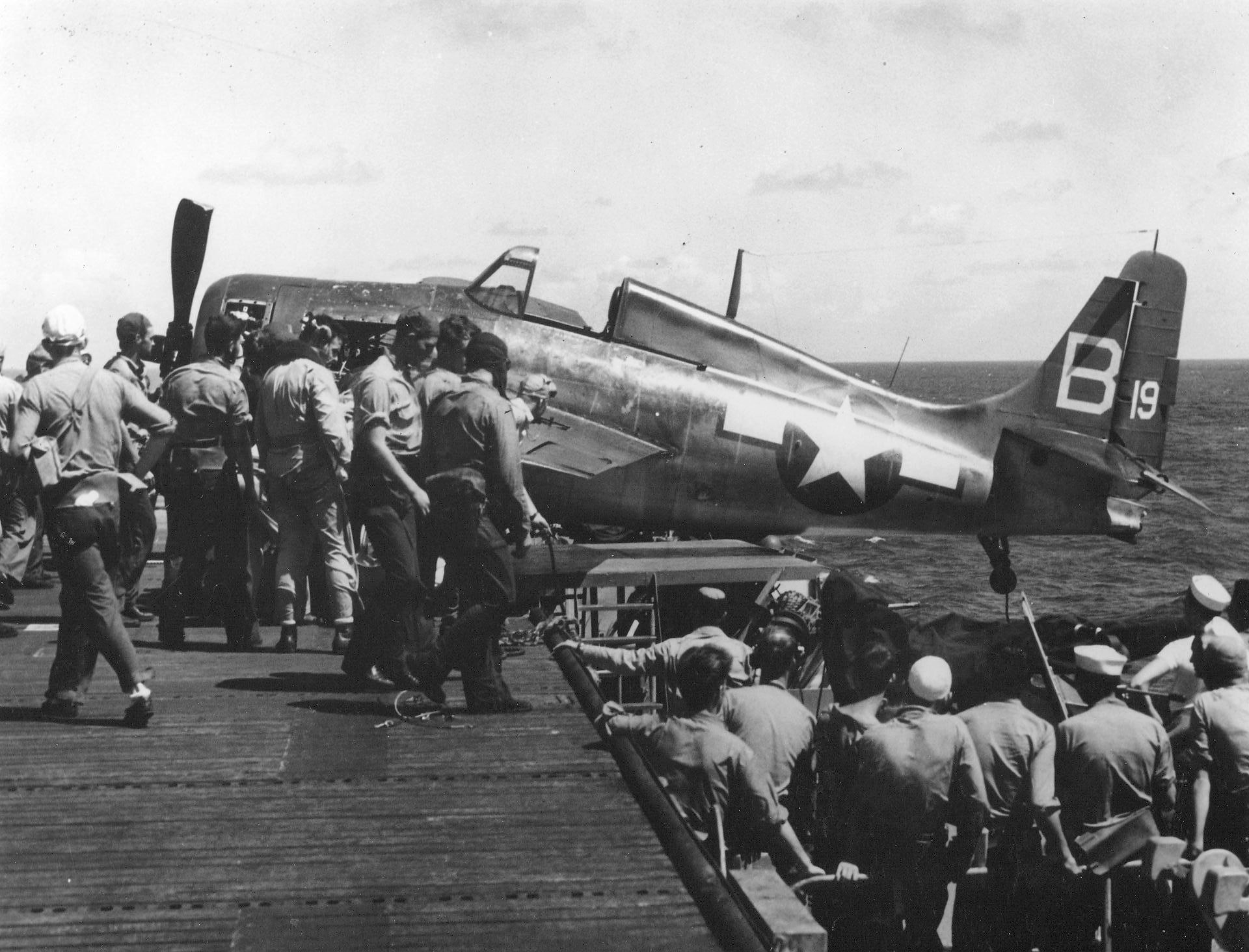 Uss Gambier Bay Wreck