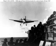 Asisbiz CVL 30 USS San Jacinto Flight Deck 1944 04