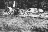 Asisbiz French Airforce Potez 63.11 destroyed on the ground May 1940 NIOD