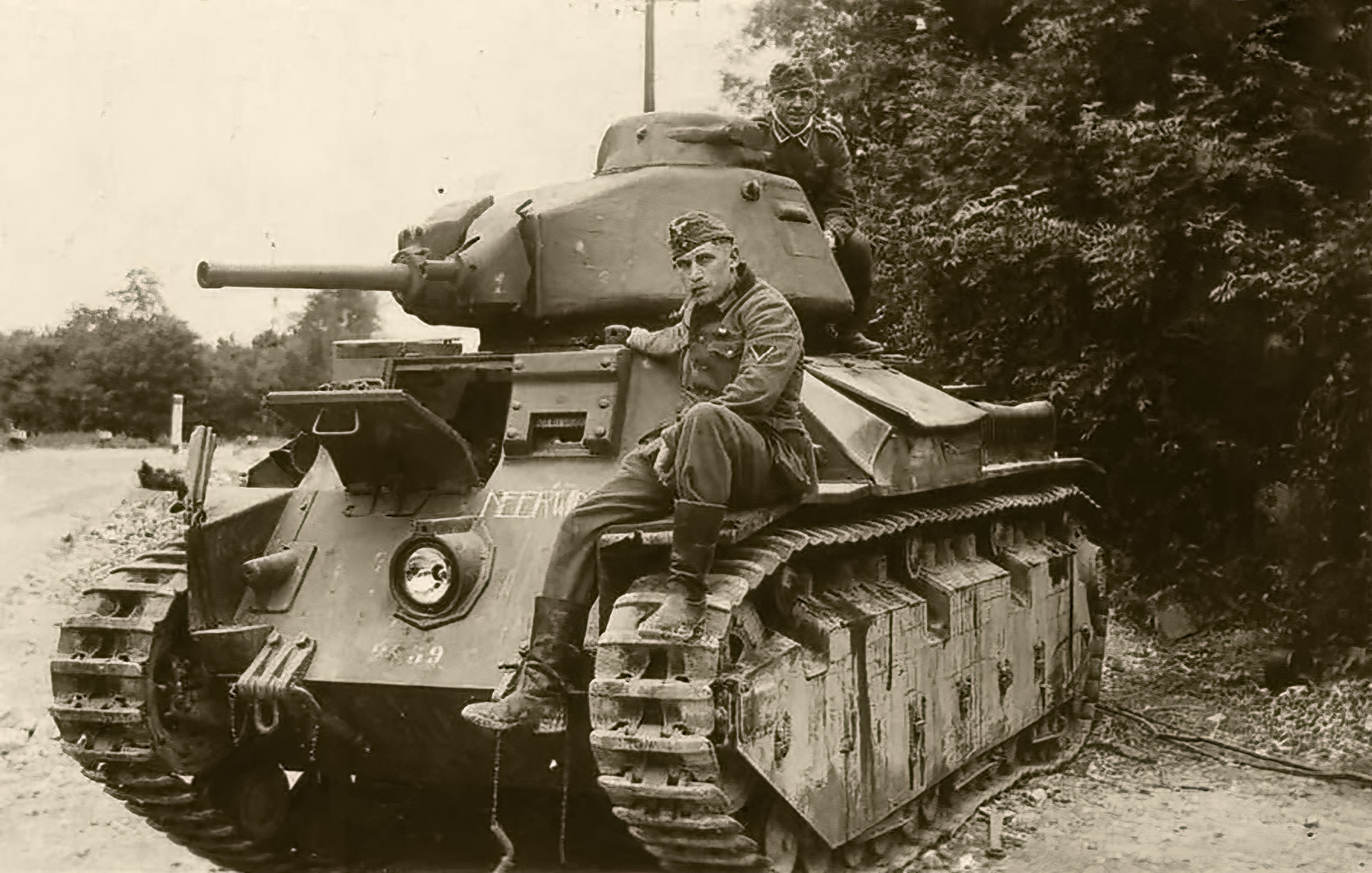 Renault d2 танк