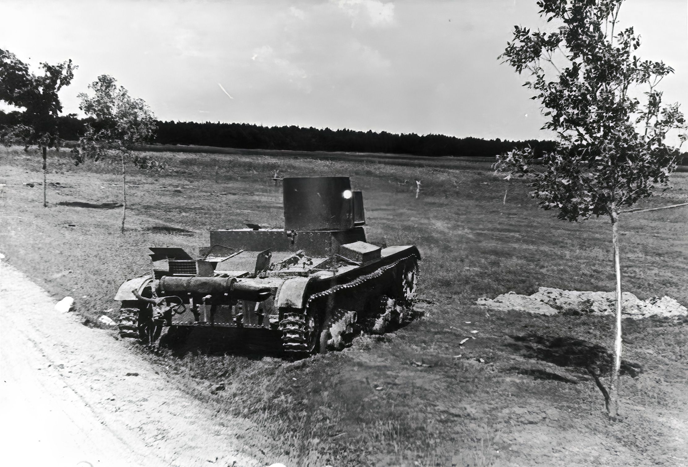 Asisbiz Soviet light tank lies abandoned after a battle with German ...