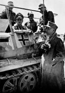 Asisbiz German Cmd GenLt Erwin Rommel Deutsches Afrika Korps DAK North Africa Bund 03