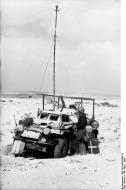 Asisbiz German DAK half track SdKfz 251 with radio antenna KBK Lw7 Battle of Bir Hakeim Libyan desert Jun 1942 Bund