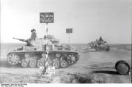 Asisbiz German armor DAK Panzer PzKpfw IIIs roll through Libyan Desert Apr May 1941 Bund Bild 101I 782 0015 03A