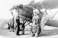 Asisbiz Aviazione Legionaria Fiat CR 32 Chirri with ground crew and pilot in Spain circa 1936 01