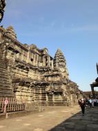 Asisbiz Angkor Wat Khmer architecture inner sanctuary E entrance 07