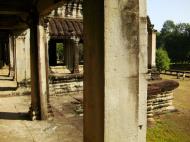 Asisbiz Khmer architecture east gallery south wing passageways 01