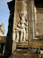 Asisbiz Angkor Wat Khmer architecture bas relief devatas Siem Reap 50