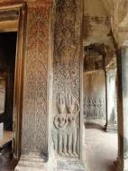 Asisbiz Angkor Wat Khmer architecture bas relief devatas Siem Reap 62