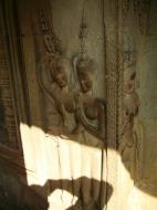 Asisbiz Angkor Wat Khmer architecture bas relief devatas Siem Reap 73