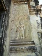 Asisbiz Angkor Wat Khmer architecture bas relief devatas Siem Reap 76