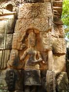 Asisbiz A Banteay Kdei Temple Gopura IV E Bas relief deva 01