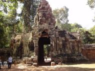 Asisbiz A Banteay Kdei Temple Gopura IV E Bayon style 4 faces 03