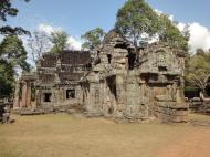 Asisbiz B1 Banteay Kdei Temple Gopura II Angkor Jan 2010 01