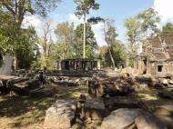 Asisbiz B1 Banteay Kdei Temple Gopura II Angkor Jan 2010 02