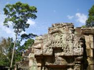 Asisbiz B1 Banteay Kdei Temple Gopura II Angkor Jan 2010 16