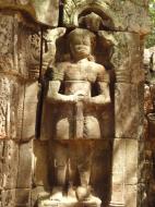 Asisbiz C Banteay Kdei Temple hall of dancers Bas relief guardian 02