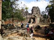 Asisbiz D Banteay Kdei Temple Gopuram Western Entry towers Angkor 05