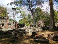 Asisbiz D Banteay Kdei Temple central sanctuary enclosure 07