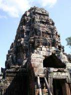 Asisbiz D Banteay Kdei Temple central sanctuary tower 03