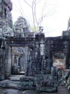 Asisbiz D Banteay Kdei Temple central sanctuary tower 09