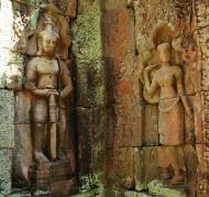 Asisbiz D Banteay Kdei Temple main enclosure Bas relief guardian 04