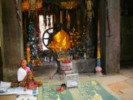 Asisbiz D Banteay Kdei Temple main enclosure Buddha Jan 2010 06