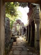 Asisbiz D Banteay Kdei Temple main enclosure inner passageways 11