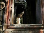 Asisbiz D Banteay Kdei Temple main enclosure inner passageways 14