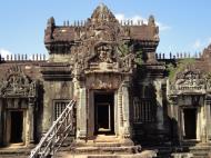 Asisbiz Banteay Samre Temple main sanctuary libraries East Baray 06