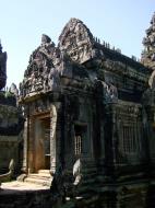 Asisbiz Banteay Samre Temple main sanctuary libraries East Baray 14