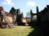 Asisbiz Banteay Samre Temple main sanctuary libraries East Baray 20