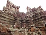 Asisbiz Phimeanakas central tower Southern views Hindu Khleang style 17
