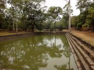 Asisbiz Royal Palace male bathing pond Hindu Khleang style Angkor 02