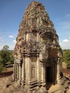 Asisbiz Facing East Pre Rup Temple inner towers East Baray 2010 01