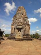 Asisbiz Facing North Pre Rup Temple inner towers East Baray 02