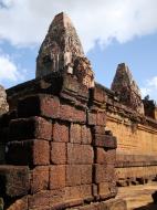 Asisbiz Pre Rup Temple middle courtyard view East Baray Jan 2010 04