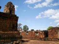 Asisbiz Pre Rup Temple middle courtyard view East Baray Jan 2010 21