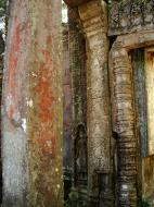 Asisbiz Ta Prohm Temple Rajavihara Tomb Raider third enclosure area 07