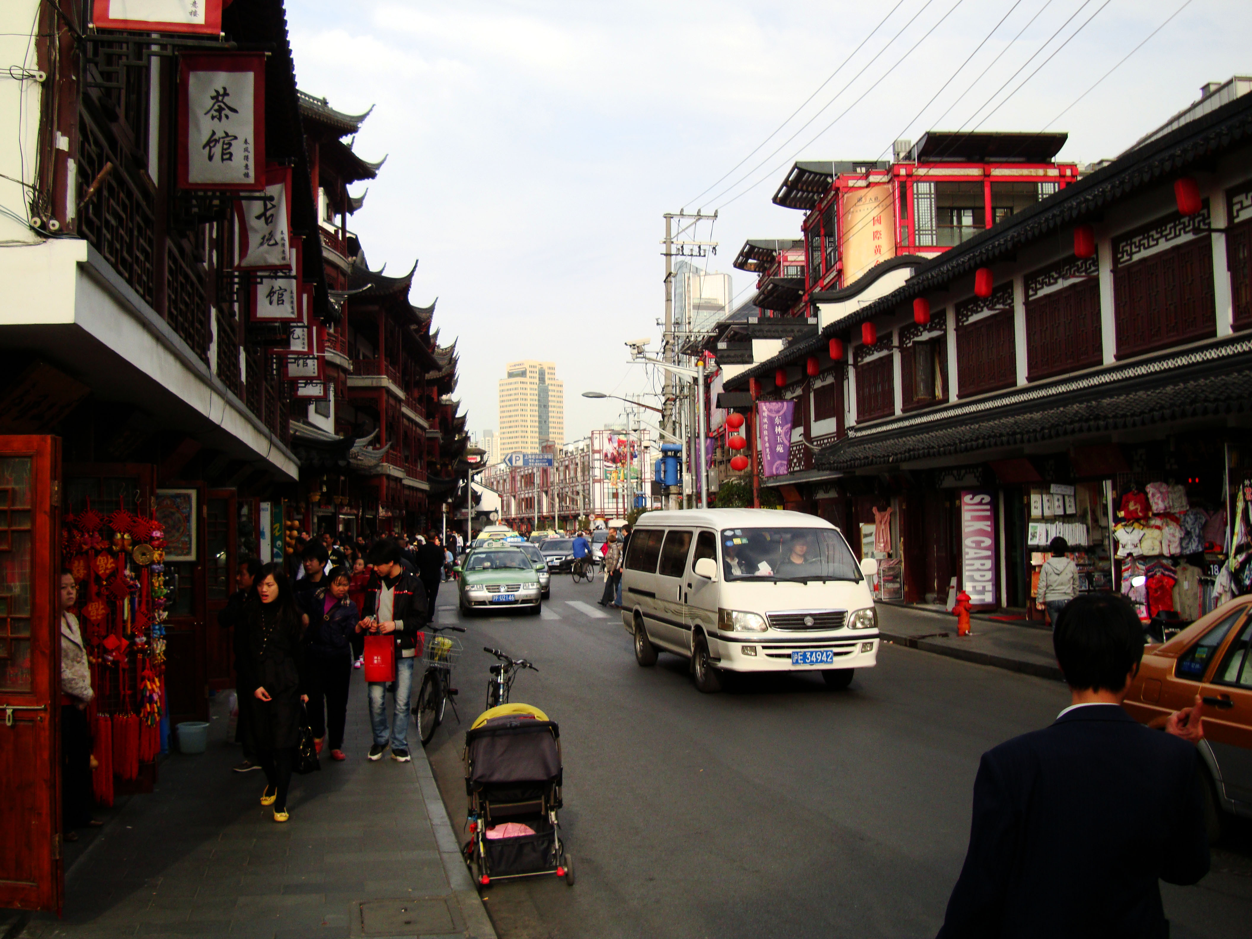 Asisbiz 344-Fangbang Rd (W) shops Shanghai 09