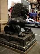 Asisbiz 0 Fangbang Rd (W) cnr Henan Rd (S) entrance Bronze Chinese Lion female guardian Shanghai 02