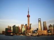 Asisbiz Oriental Pearl Tower Skyscraper viewed from the Bund promenade Lujiazui Pudong China 05