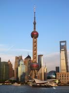 Asisbiz Oriental Pearl Tower Skyscraper viewed from the Bund promenade Lujiazui Pudong China 25