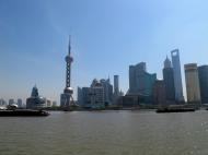 Asisbiz The Bund facing east across the Huangpu River to Oriental Pearl Tower Shanghai 05