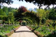 Asisbiz Travel to Claude Monet home or Chateau driveway in Giverny France 01