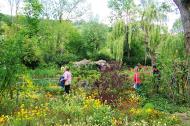 Asisbiz Travel to Claude Monet home or Chateau garden pathways in Giverny France 08