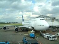 Asisbiz Amsterdam Int Airport Schiphol AMS SIN via Garuda Indonesia 03