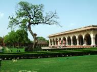 Asisbiz Agra Fort Diwan i Am Hall of Public Audience India Apr 2004 02