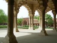 Asisbiz Agra Fort Diwan i Am Hall of Public Audience India Apr 2004 05